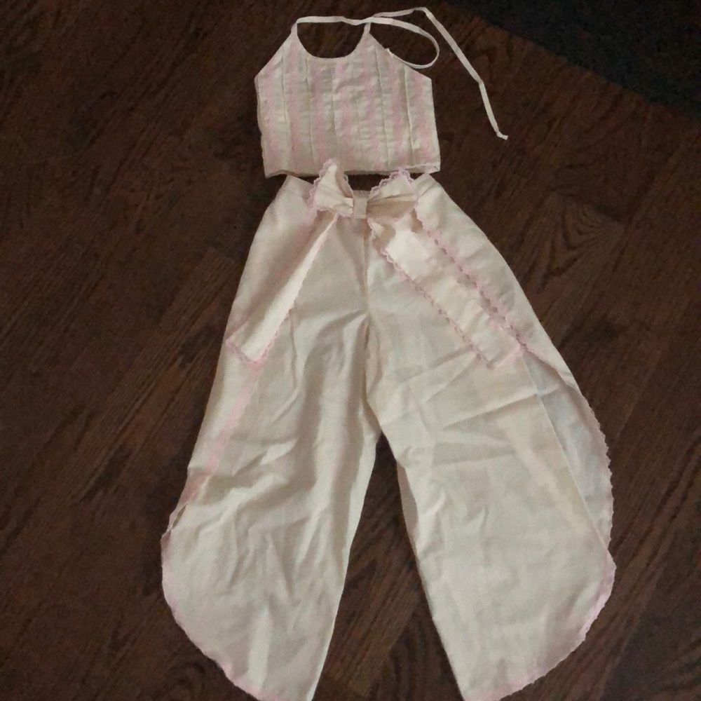 Adorable two piece outfit